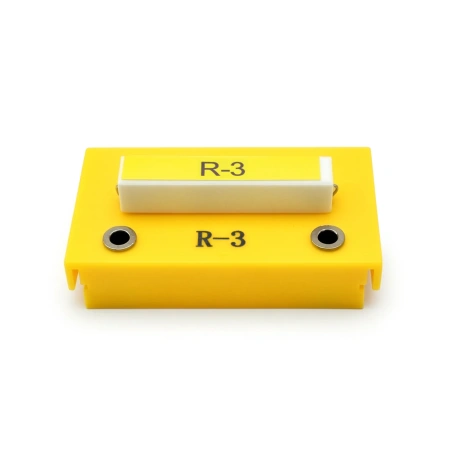 Резистор R3 сопротивление (8,2 ± 0,8) Ом